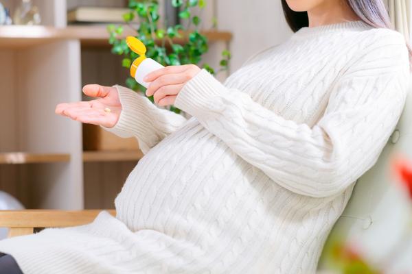 妊娠前から授乳期にとりたい栄養素！葉酸の効果や摂取方法を解説